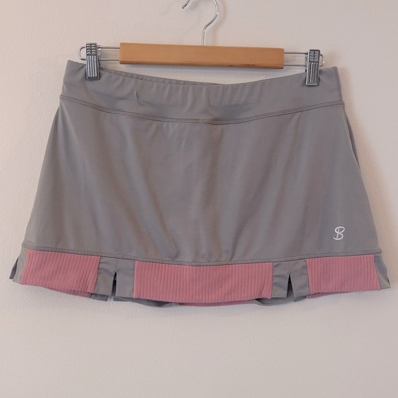 Sofibella Euphoria Skort - Picture 1 of 7